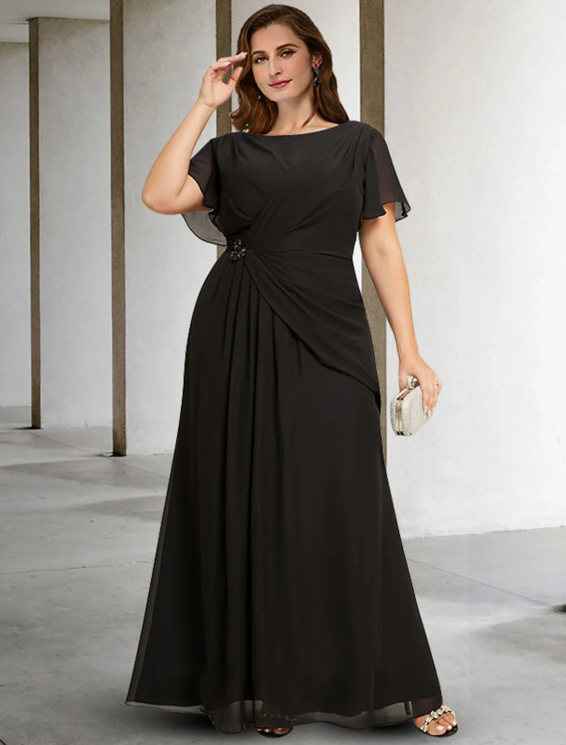 A-Line Plus Size Curve Mother of the Bride Dresses Elegant Cape Dress Dress Formal Wedding Guest Floor Length Sleeveless Jewel Neck Chiffon with Ruched Crystals A-Line Plus Size Curve Mother of the Bride Dresses Elegant Cape Dress Dress Formal Wedding Guest Floor Length Sleeveless Jewel Neck Chiffon with Ruched Crystals