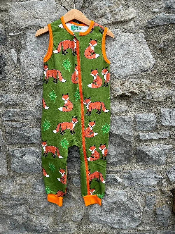 Foxes green playsuit 3-4y (98-104cm) Velvet jumpsuit, Glamorous, Elegant, Party wear Foxes green playsuit 3-4y (98-104cm) Velvet jumpsuit, Glamorous, Elegant, Party wear