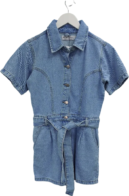 In The Style Blue Button Through Denim Playsuit UK 8 Ruffled jumpsuit, Feminine, Trendy, Stylish In The Style Blue Button Through Denim Playsuit UK 8 Ruffled jumpsuit, Feminine, Trendy, Stylish