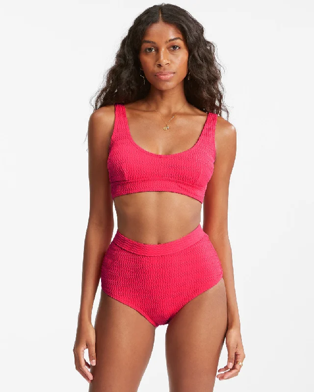 Chasing Tides Elliot Tank Bikini Top - Fuego Solid color bikini, Sleek, Minimalist, Comfortable Chasing Tides Elliot Tank Bikini Top - Fuego Solid color bikini, Sleek, Minimalist, Comfortable