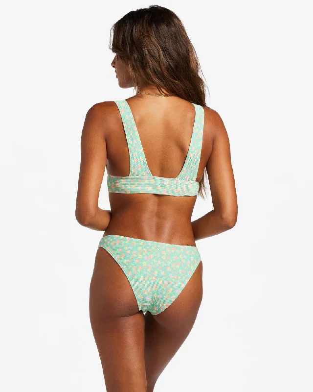 I Sea You Tanlines Tropic Bikini Bottoms - Spearmint Bikini with chain, Glamorous, Trendy, Sexy I Sea You Tanlines Tropic Bikini Bottoms - Spearmint Bikini with chain, Glamorous, Trendy, Sexy