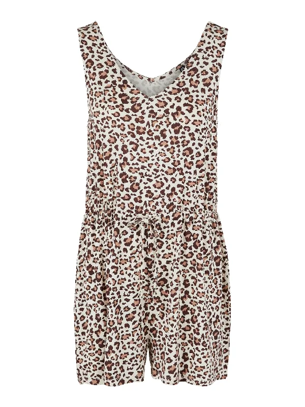 Pieces NEORA Playsuit -LEOPARD Casual chic jumpsuit, Comfortable, Trendy, Street style Pieces NEORA Playsuit -LEOPARD Casual chic jumpsuit, Comfortable, Trendy, Street style